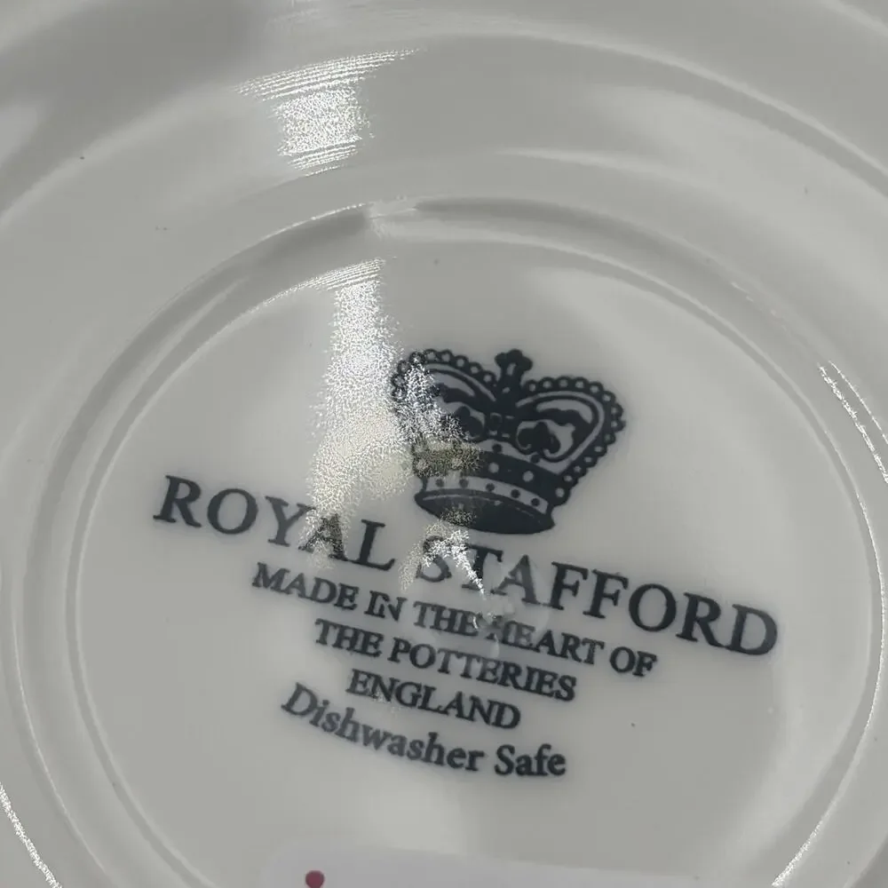 Royal Stafford Witches Coven Set 8 Salad/Side Plate Ghost Halloween Seance New